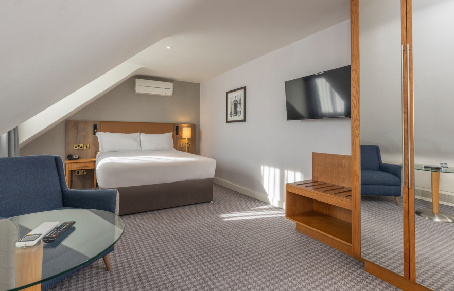 Oxford Superiordouble Carousel Desktop 3