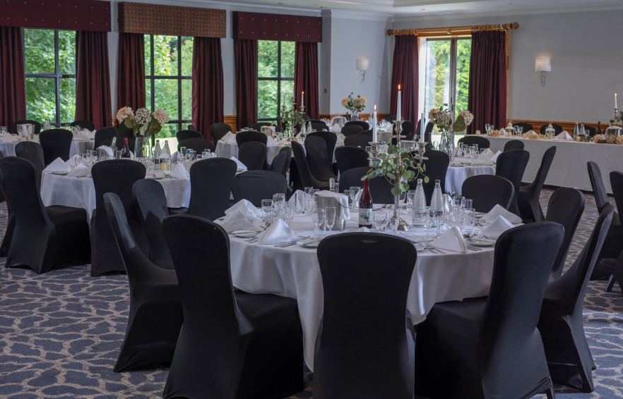 Oxford Belfry MAIN WEDDING SPACES Carousel Desktop College Suite Carousel 4