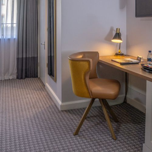 <p>ACCESSIBLE TWIN</p>