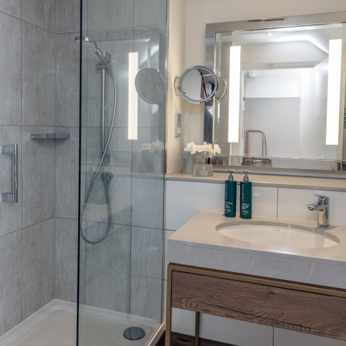 <p>SUPERIOR DOUBLE</p>