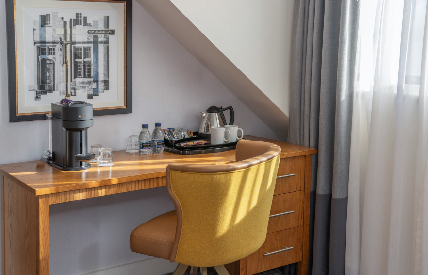 Oxford Superiordouble Carousel Desktop 2