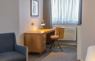 Oxford Superiortwin Carousel Desktop 3