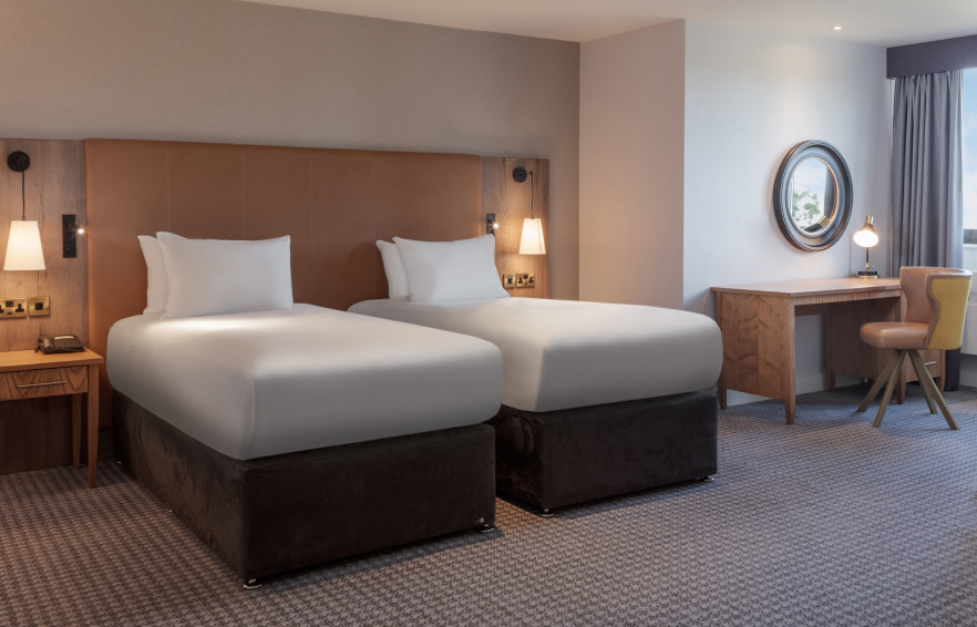 Oxford Deluxetwin Carousel Desktop