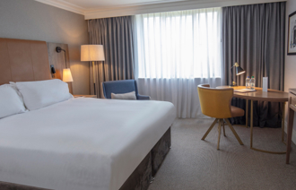 Oxford Classicking Carousel Desktop 3