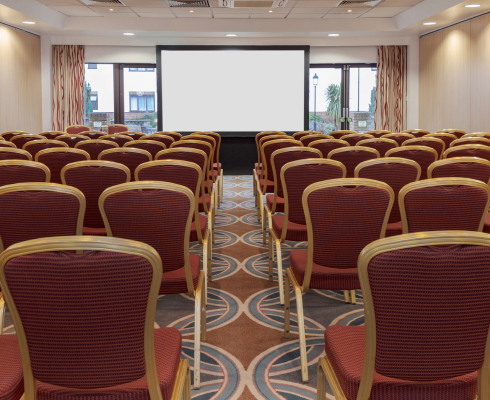 Oxford Belfry LISTING CAROUSEL Servicecarousel Desktop 01 Trinity Carousel 4