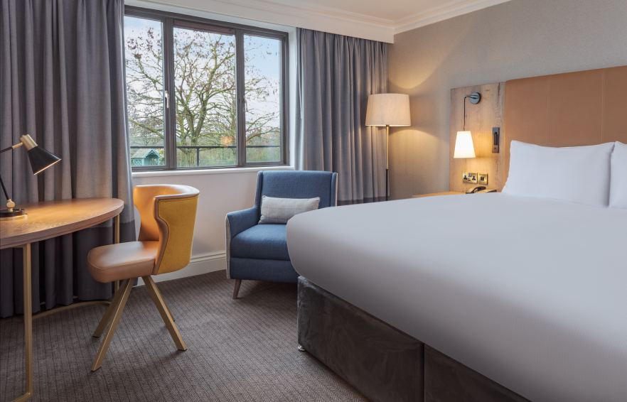 Oxford Homepage Carousel Desktop 1